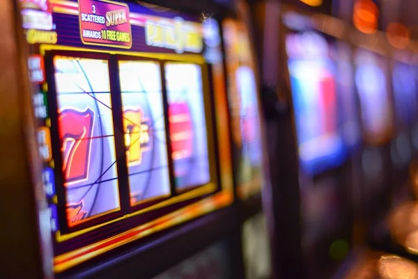 main slot deposit screen showing DANA, OVO, GoPay, and ShopeePay payment buttons